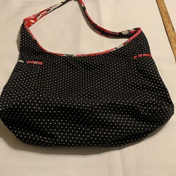 Thirty-one hobo bag.  Cloth/Reversible & washable.  Like new - Picture 5 of 5